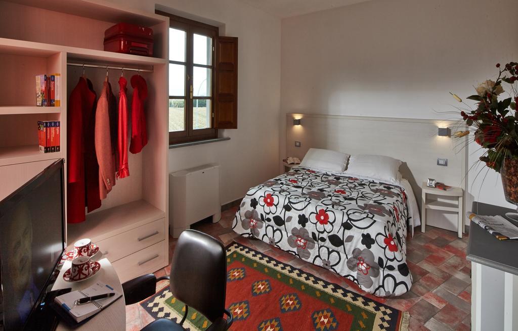 B&B Ai Condotti Di Pisa Da Filippo Сан-Джулиано-Терме Номер фото